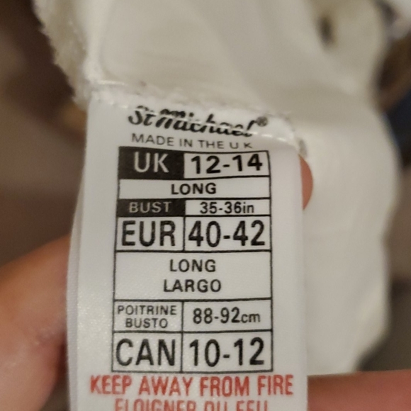 beautiful long white robe - Picture 3 of 4